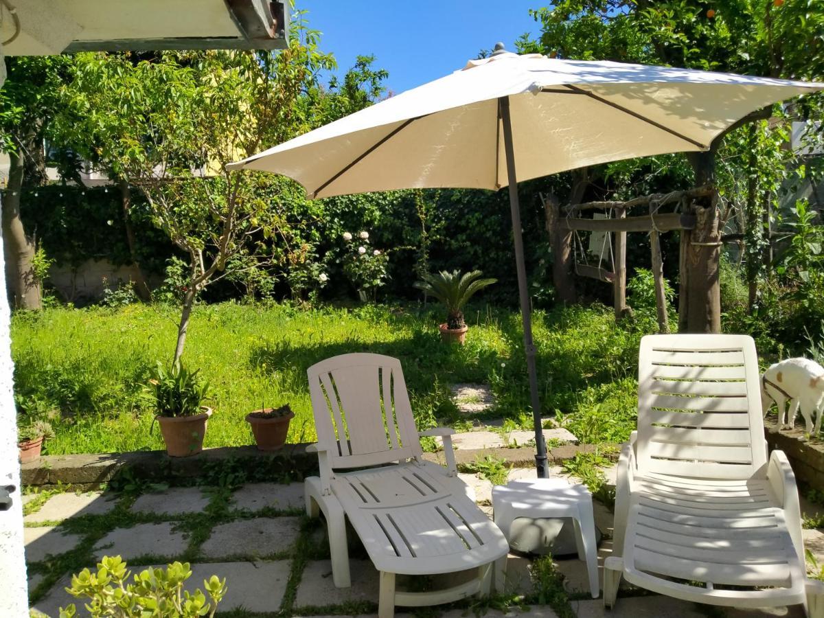 Villino L'Aranceto Sorrentino Bed & Breakfast Meta Bagian luar foto